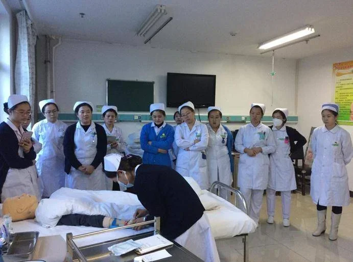 护理部组织护理业务培训.webp