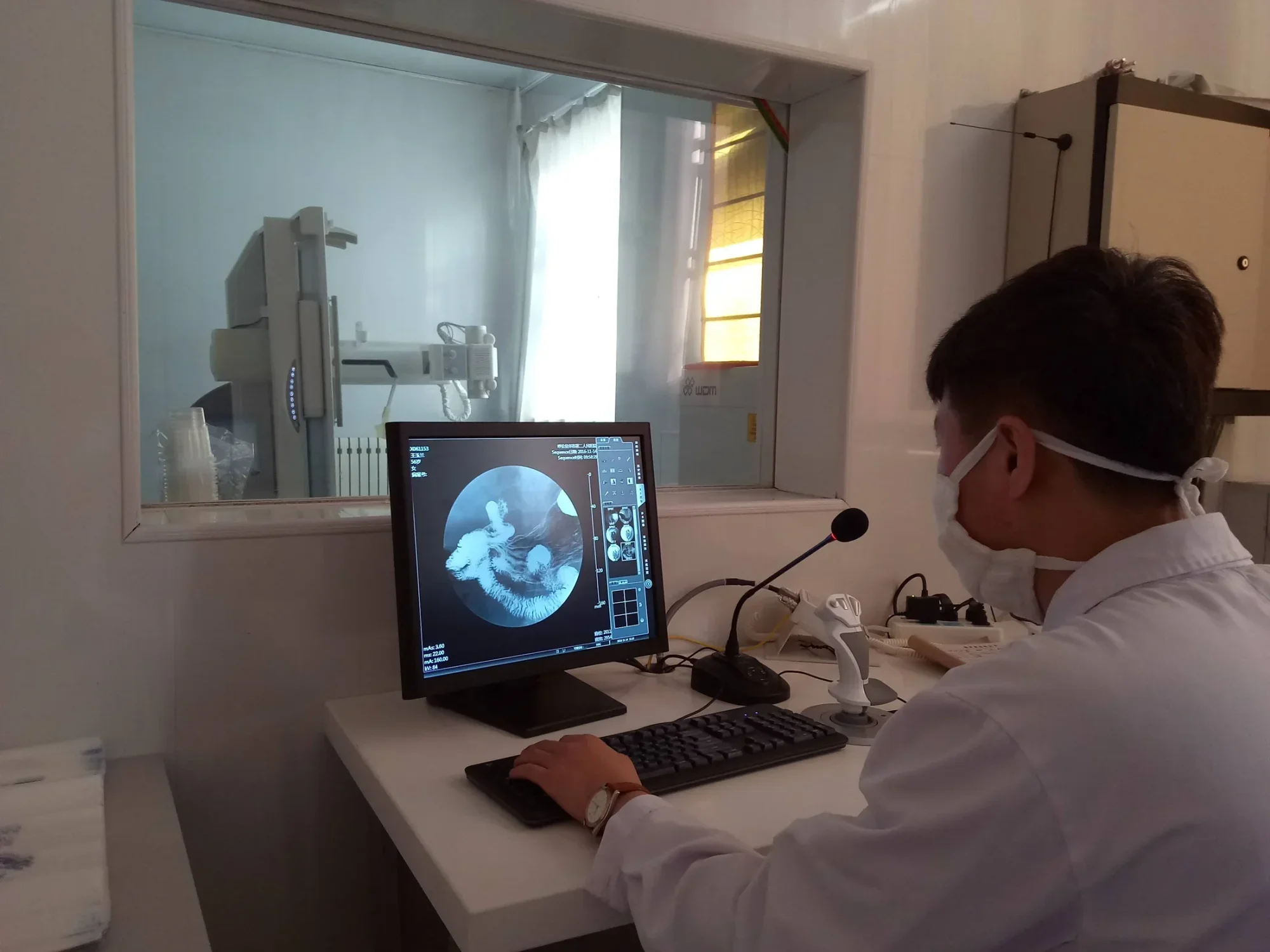 我院引进最新医用数字诊断X射线机.webp